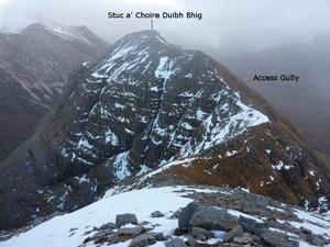 Access Gully, Liathach: Coire Dubh Beag and Coire Dubh Mor: The location of the top of Access Gully.  Looking East on the ascent to point 983m. Photo: Scott Muir