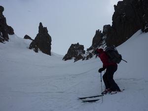 Pinnacle Gully, Loch Avon Basin: Forefinger Pinnacle at the top of Pinnacle Gully Photo: Scott Muir