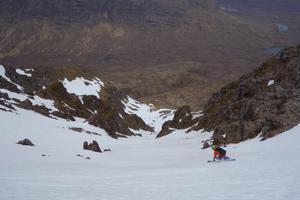Glas Toll a' Bothain, Liathach: Glas-Toll a' Bothain: Neil Fleming setting off at speed. Photo: Scott Muir