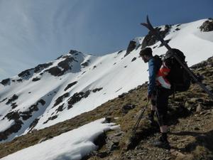 Central Gully, Ben Lui: Looking across the Upper Snowfield to Central Gully. Photo: Scott Muir