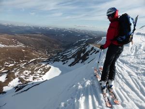 Sputan Main Face, Ben Macdui: Stob Coire Sputan Dearg: Choosing an entry point Photo: Scott Muir