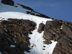 Sputan Main Face, Ben Macdui: Stob Coire Sputan Dearg: Just enough room to ski off the ridge (instead of walking down) Photo: Scott Muir