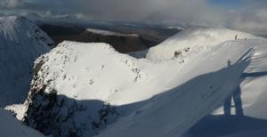 Fuselage Gully, Beinn Eighe: The top of Fuselage, with the ridge between it and West Central Gully in the sunshine Photo: Scott Muir