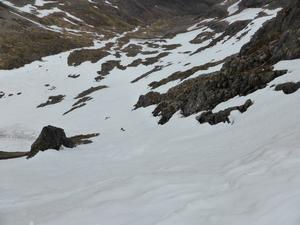 Col Gully, Braeriach - Garbh Choire Mór: Skiing Col Gully, May 2014 Photo: Scott Muir