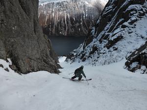 Katabatic Couloir, Sgòr Gaoith and Sgòran Dubh Mòr: Dave Anderson in the gully section of Katabatic Couloir in 2015 Photo: Scott Muir