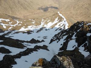 South Gully, Ben Lui: Looking down South Gully, showing the shallow rib splitting the 2 descent lines. Photo: Scott Muir